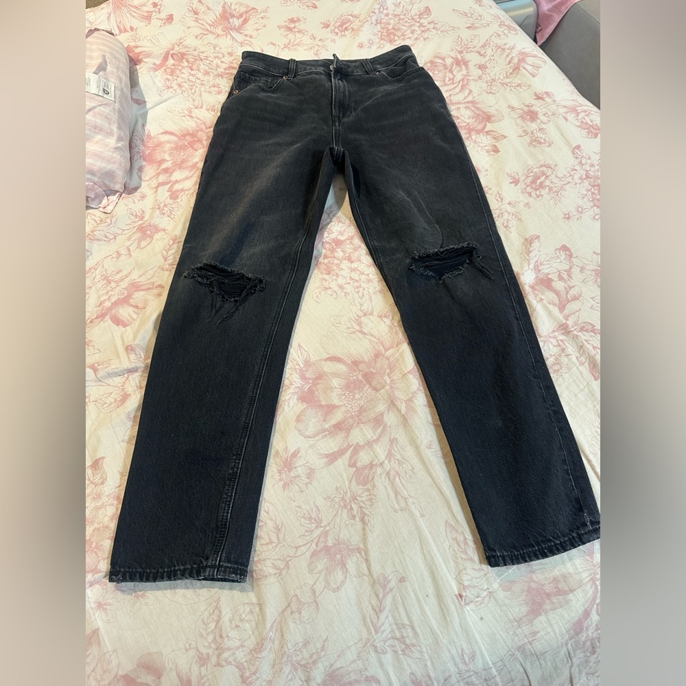 American Eagle Outfitters Black Straight Jeans with Knee Rips